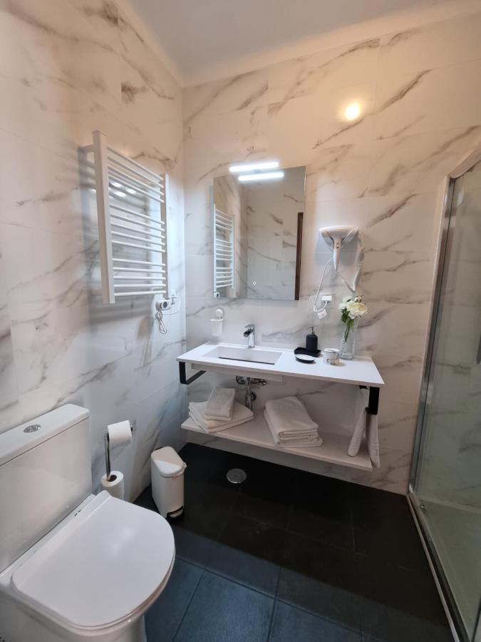 Apartmento Praia Da Dona Ana 라고스 외부 사진