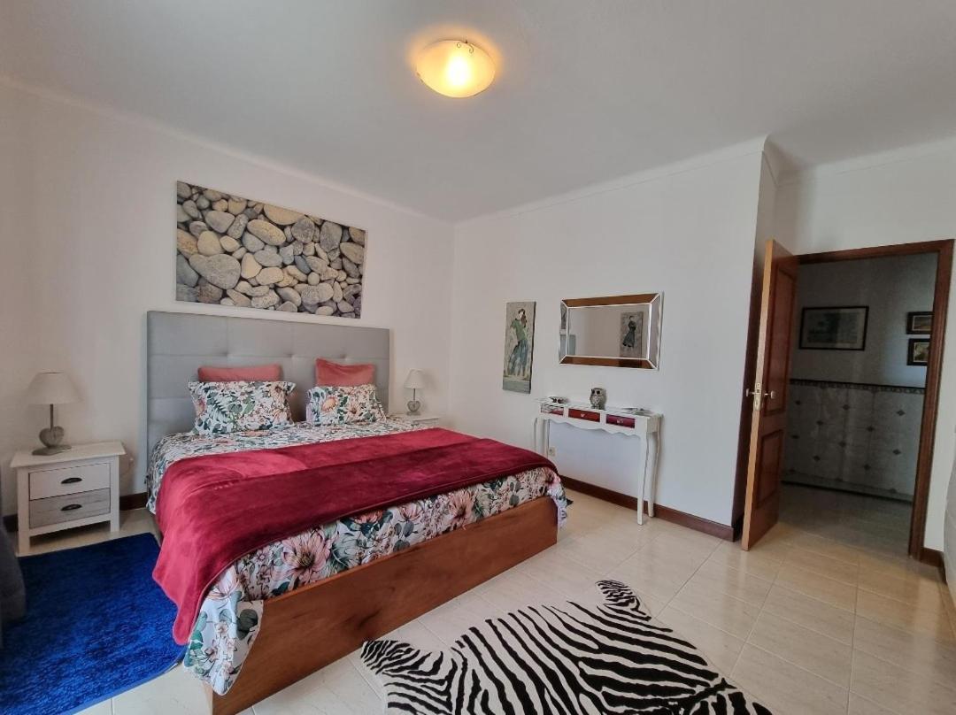 Apartmento Praia Da Dona Ana 라고스 외부 사진