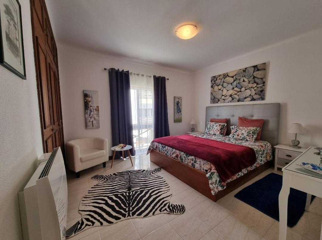 Apartmento Praia Da Dona Ana 라고스 외부 사진
